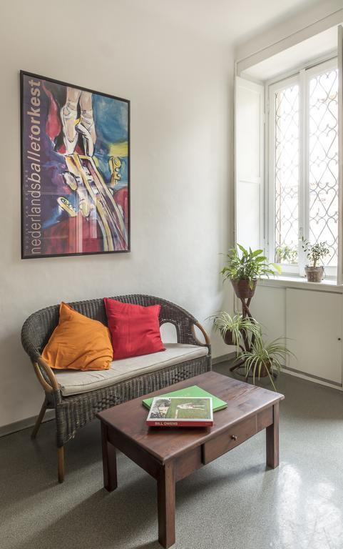 דירות Typical Milanese Flat מראה חיצוני תמונה